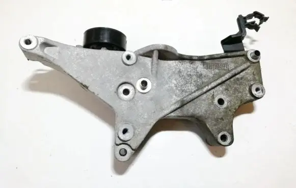 Fiat 500 Engine mounting bracket 55225533