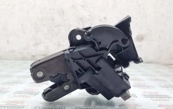 Volkswagen Jetta V Tailgate/trunk/boot lock/catch/latch 4F5827505C