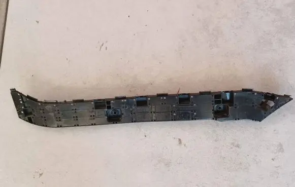 Subaru Forester SJ Front bumper mounting bracket NF4H9H