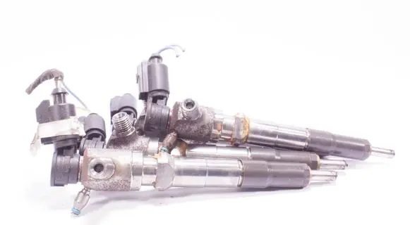 Fuel injectors set