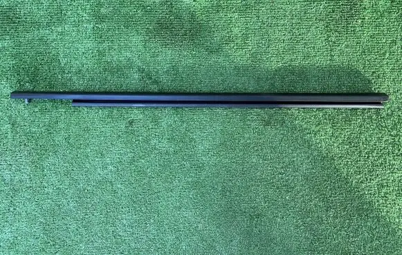 Land Rover Discovery 4 - LR4 Rubber seal loading door LR044651