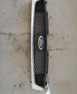 Ford Fiesta Front bumper upper radiator grill 1S618A133AA