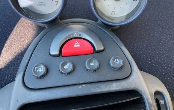 Smart ForTwo I Hazard light switch 