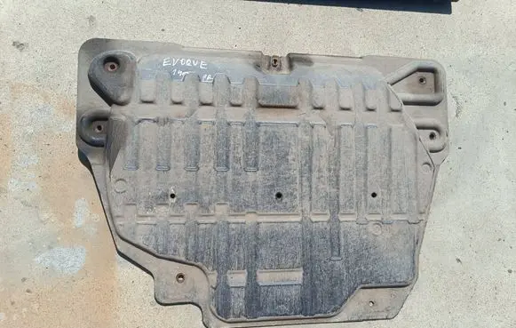 Land Rover Evoque I Engine splash shield/under tray