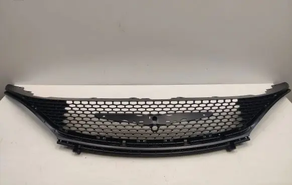 Chrysler Pacifica Front bumper upper radiator grill 68243485AC