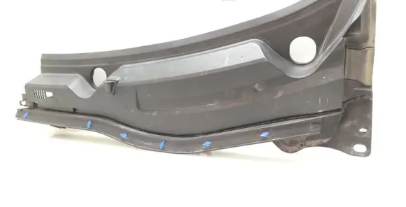Mazda 3 II Wiper trim BHN9507S1