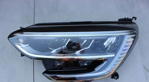 Renault Megane IV Headlight/headlamp 260604081R
