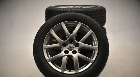 Toyota Corolla Verso E121 R17 alloy rim HL44472