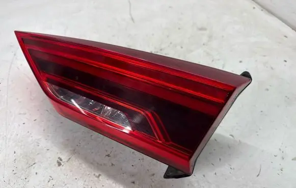 Audi Q3 F3 Tailgate rear/tail lights 83A945094B