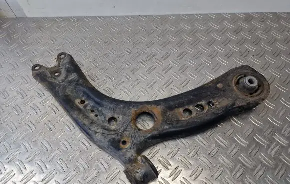 Front lower control arm/wishbone