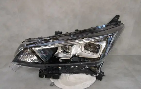 Nissan Leaf II (ZE1) Headlight/headlamp 260605SH5A A1S0620000