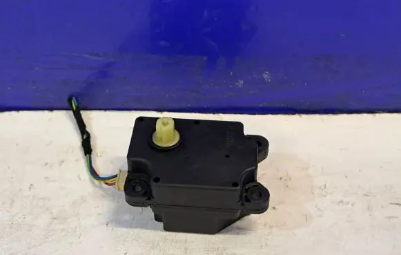 A/C air flow flap actuator/motor