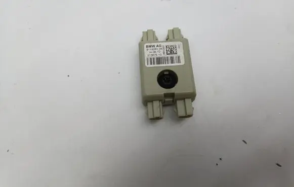 BMW 7 F01 F02 F03 F04 Aerial antenna amplifier 21367510