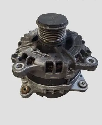 Volkswagen PASSAT B7 Generator/alternator 03L903024F 0125811027