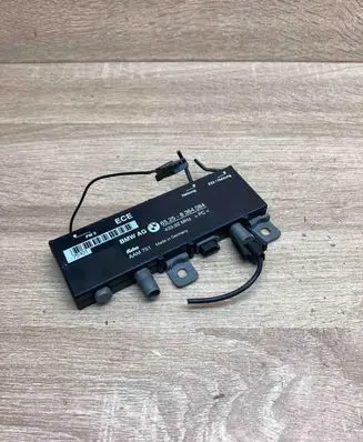 BMW 7 E38 Antenna control unit 8364084 AAM751