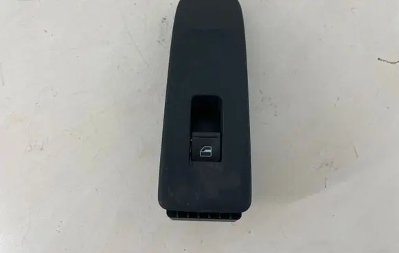 Volkswagen Golf VI Electric window control switch 5K0867256
