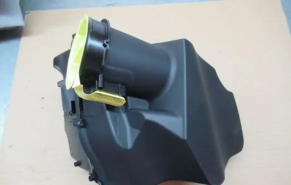 Air filter box