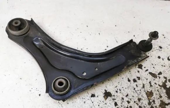 Renault Laguna III Front lower control arm/wishbone