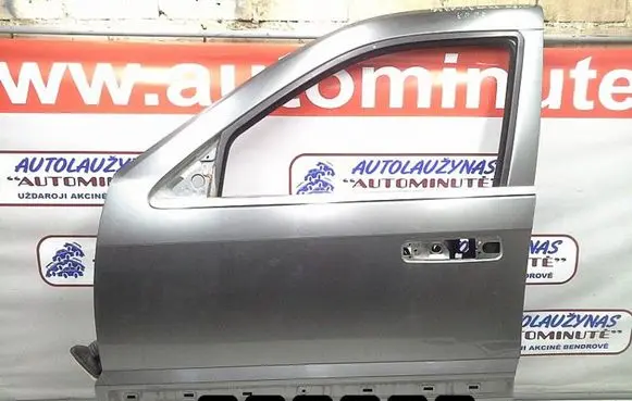 Jeep Cherokee Front door