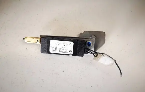 Antenna control unit