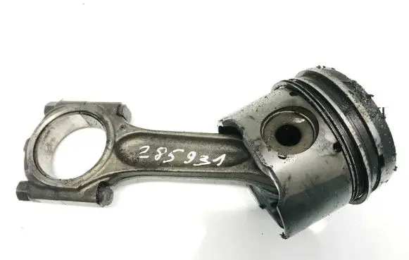 Citroen Berlingo Piston with connecting rod