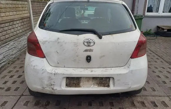 Toyota Yaris Truck tailgate 