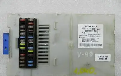 Volvo S80 Fuse box set 30765624 30765877