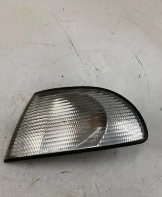Audi A4 S4 B5 8D Front indicator light 1315106