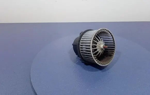 Heater fan/blower