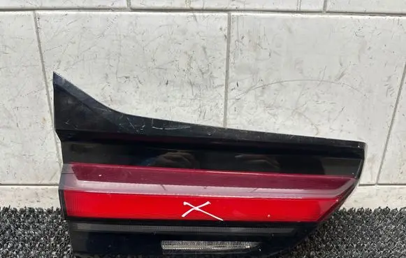 BMW 5 G30 G31 Tailgate rear/tail lights 8493829 662251 662000