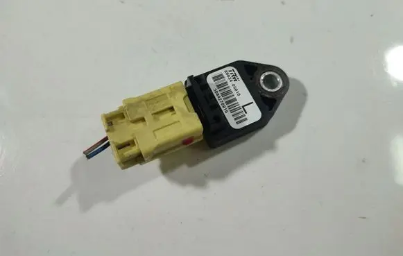 Toyota Avensis T250 Airbag deployment crash/impact sensor 8983405010