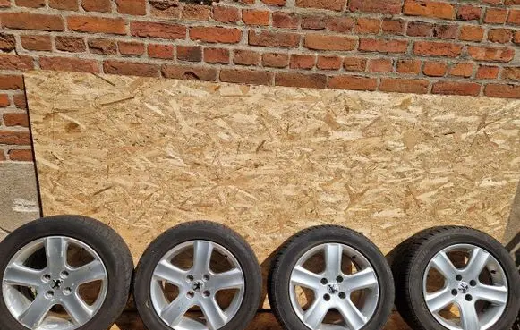 Peugeot 308 R16 alloy rim