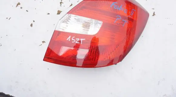 Skoda Fabia Mk2 (5J) Rear/tail lights