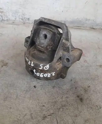 Audi Q5 SQ5 Engine mount bracket