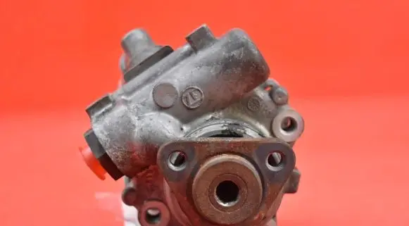 BMW X3 E83 Power steering pump