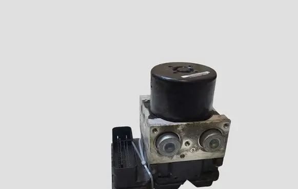 Volvo V70 ABS Pump P31261142 7G9N2C405AC 31261142