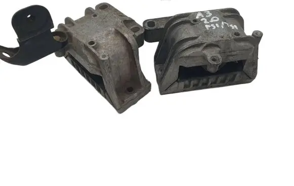 Audi A3 S3 8P Engine mount bracket 1K0199262