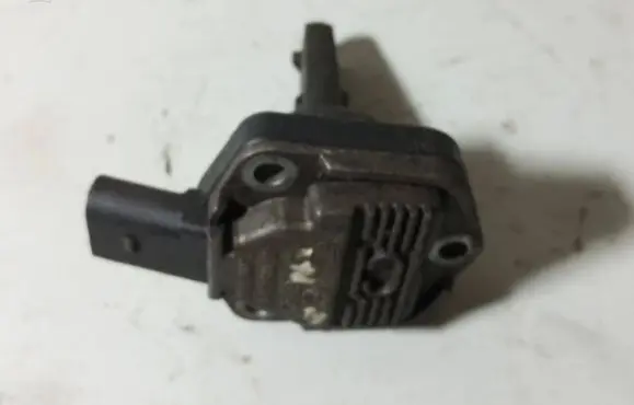 Volkswagen Touran I Oil level sensor 1J0907660C 6PR00807903