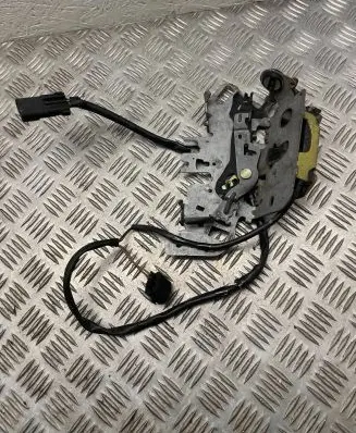 Chrysler Voyager Rear door lock