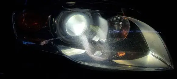Audi A4 S4 B7 8E 8H Headlight/headlamp 1307329115