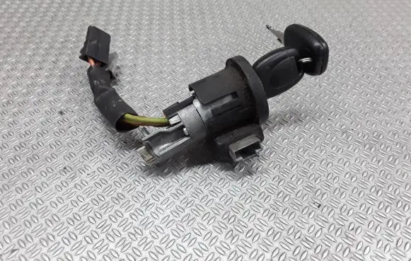 Opel Movano A Ignition lock