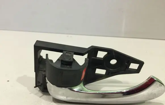 Toyota RAV 4 (XA30) Front door interior handle