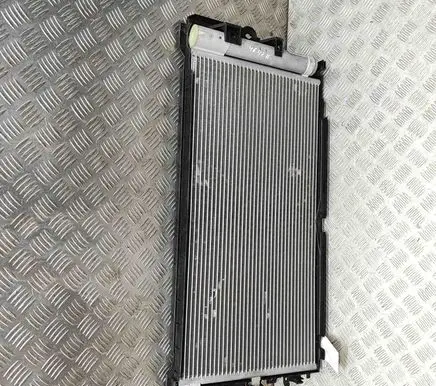 Volvo XC60 A/C cooling radiator (condenser) 32252574 32252573