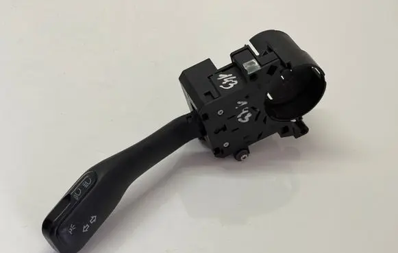 Audi A3 S3 8L Indicator stalk 286058