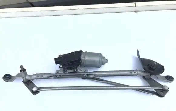 Mitsubishi Outlander Front wiper linkage and motor 1593005630