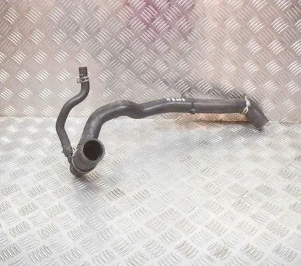 Land Rover Discovery 4 - LR4 Engine coolant pipe/hose AH228584AC