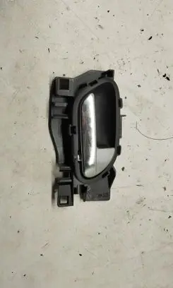 Peugeot 3008 I Front door interior handle 9683446577 9683446077