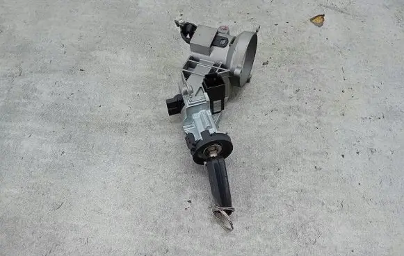 Opel Corsa D Ignition lock 56155