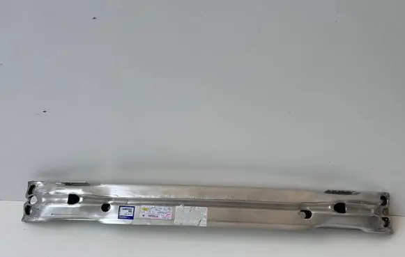 Volvo V40 Front bumper support beam 31301976