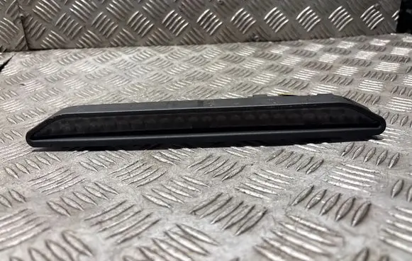 Opel Zafira A Third/center stoplight 009133882